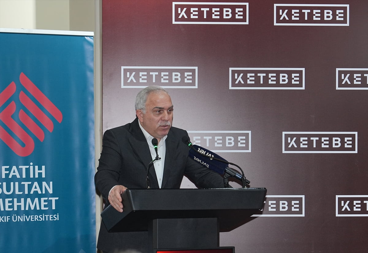 Cemaleddin Server Revnakoğlu'nun arşivinden yola çıkılarak İstinye Üniversitesi Türk Dili ve...