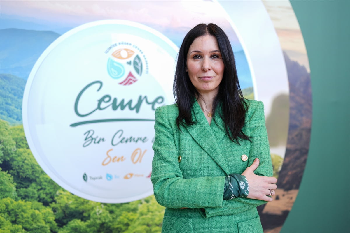 Cemre Vakfı Onursal Başkanı Çiğdem Karaaslan, AA muhabirine açıklamalarda bulundu.