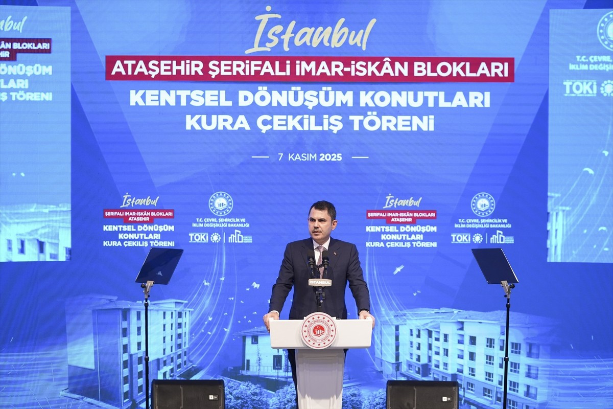 Çevre, Şehircilik ve İklim Değişikliği Bakanı Murat Kurum, Ataşehir Şerifali İmar-İskan Blokları...