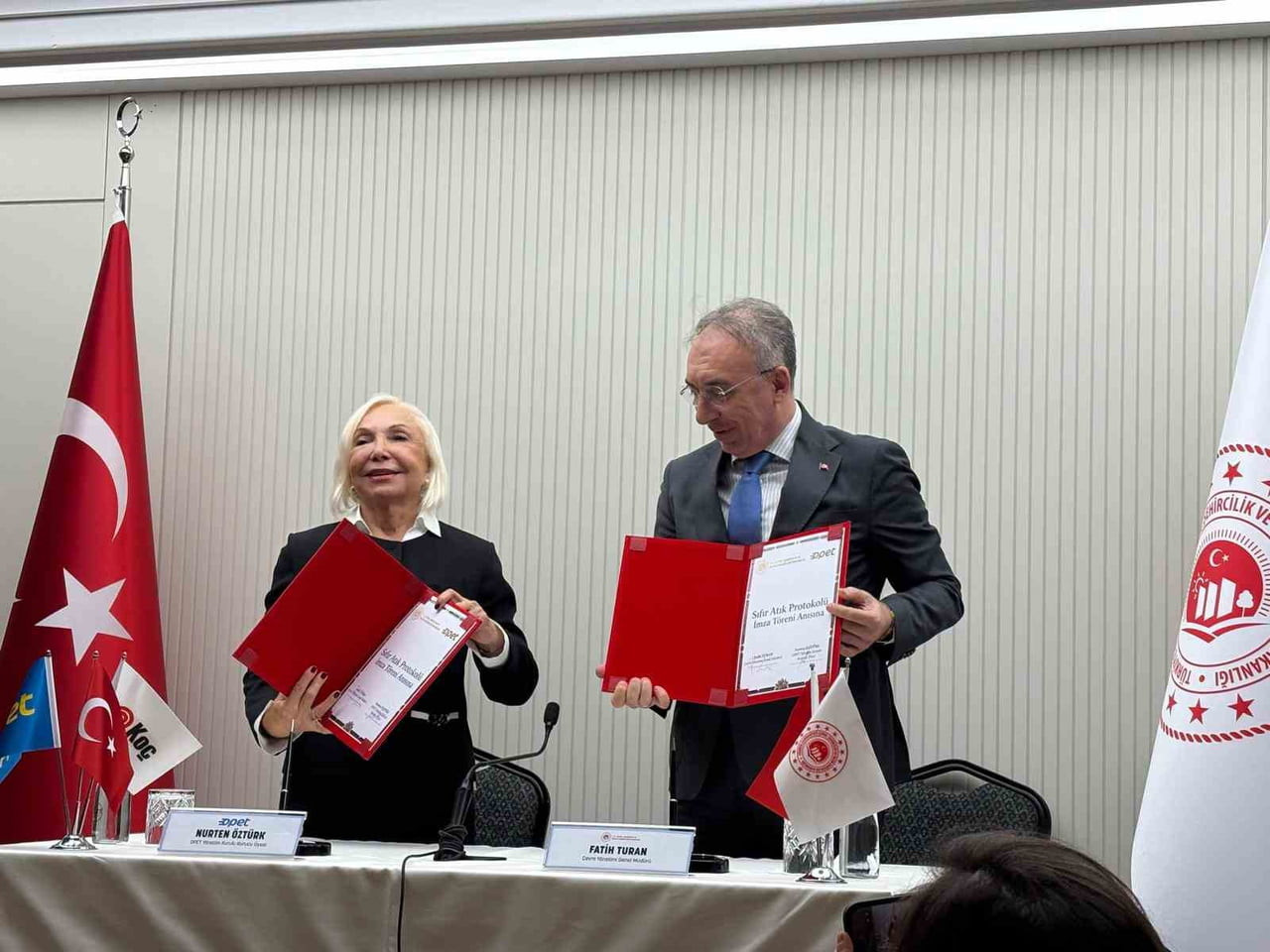 ÇEVRE, ŞEHİRCİLİK VE İKLİM DEĞİŞİKLİĞİ BAKANLIĞI İLE OPET, ‘SIFIR ATIK İLE DOĞAYA SAYGI DUY...