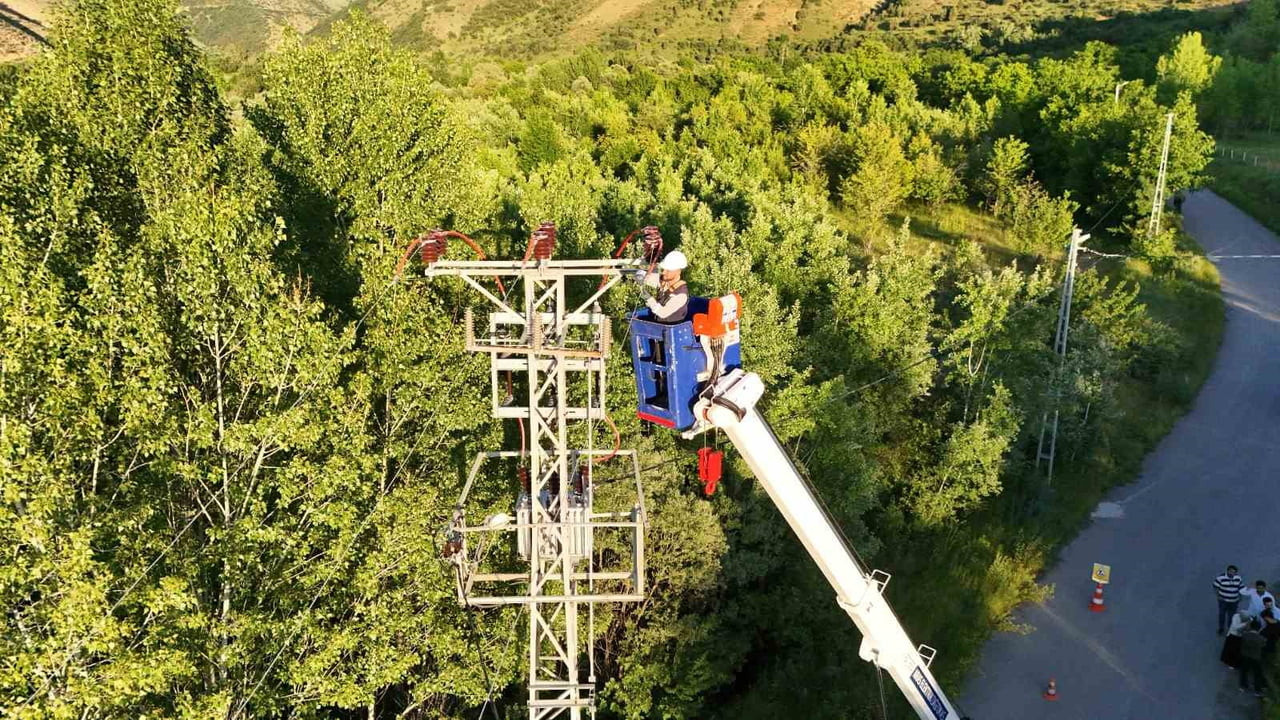 ÇEVRESEL SORUMLULUK ANLAYIŞI DOĞRULTUSUNDA FAALİYETLERİNİ SÜRDÜREN ARAS ELEKTRİK...