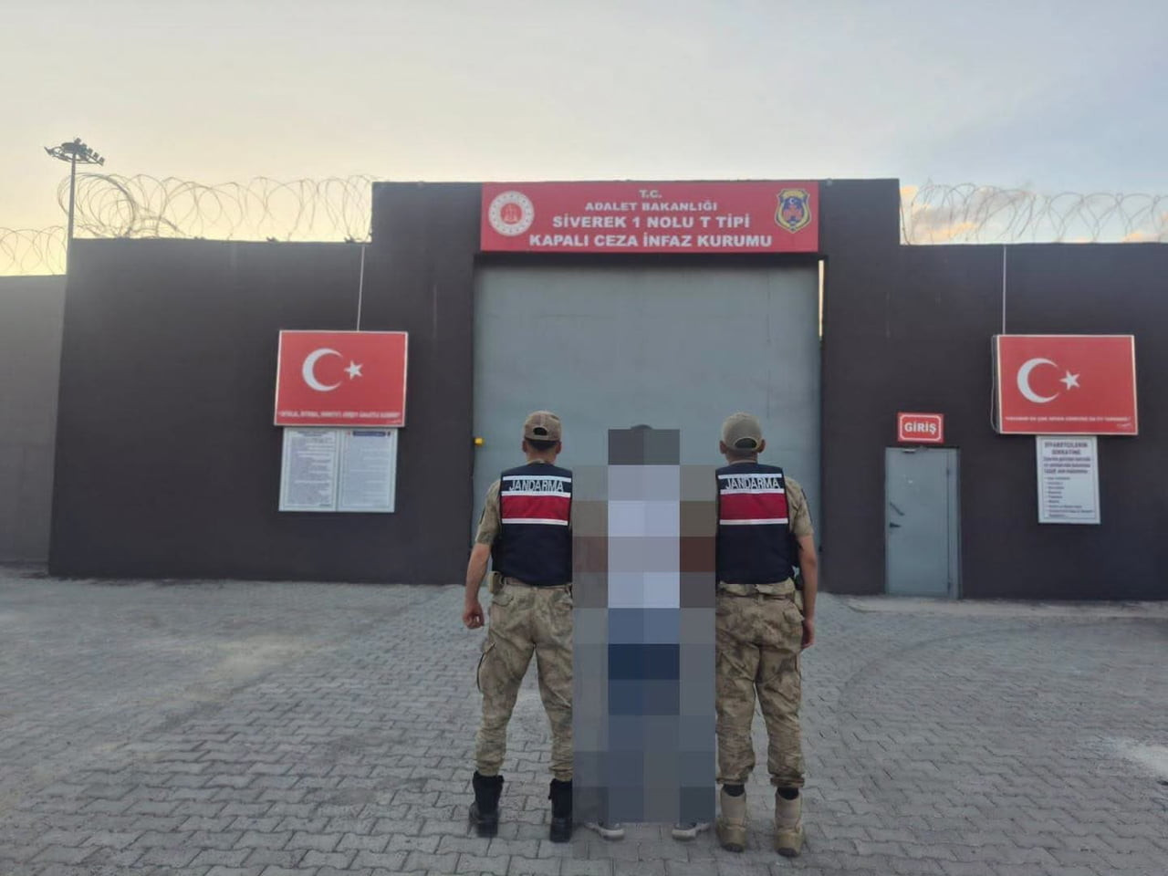 CEYLANPINAR'DA ARANAN ŞAHIS YAKALANDI