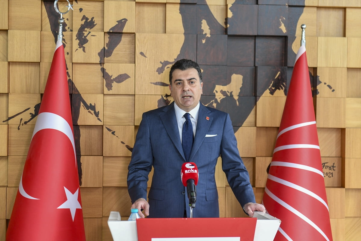 CHP Genel Başkan Yardımcısı ve Parti Sözcüsü Zeynel Emre, Genel Başkanlık İstanbul Çalışma...