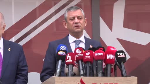 CHP Genel Başkanı Özel'den Zafer Partisi Genel Başkanı Özdağ'a ziyaret