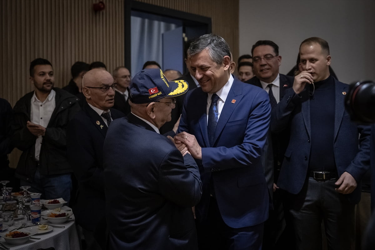 CHP Genel Başkanı Özgür Özel, partisinin Çankaya Belediyesi Zübeyde Hanım Tesislerinde, şehit...