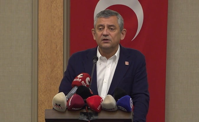 CHP GRUP BAŞKANI ÖZGÜR ÖZEL, STK TEMSİLCİLERİ VE PARTİLİLERE HİTAP ETTİ
