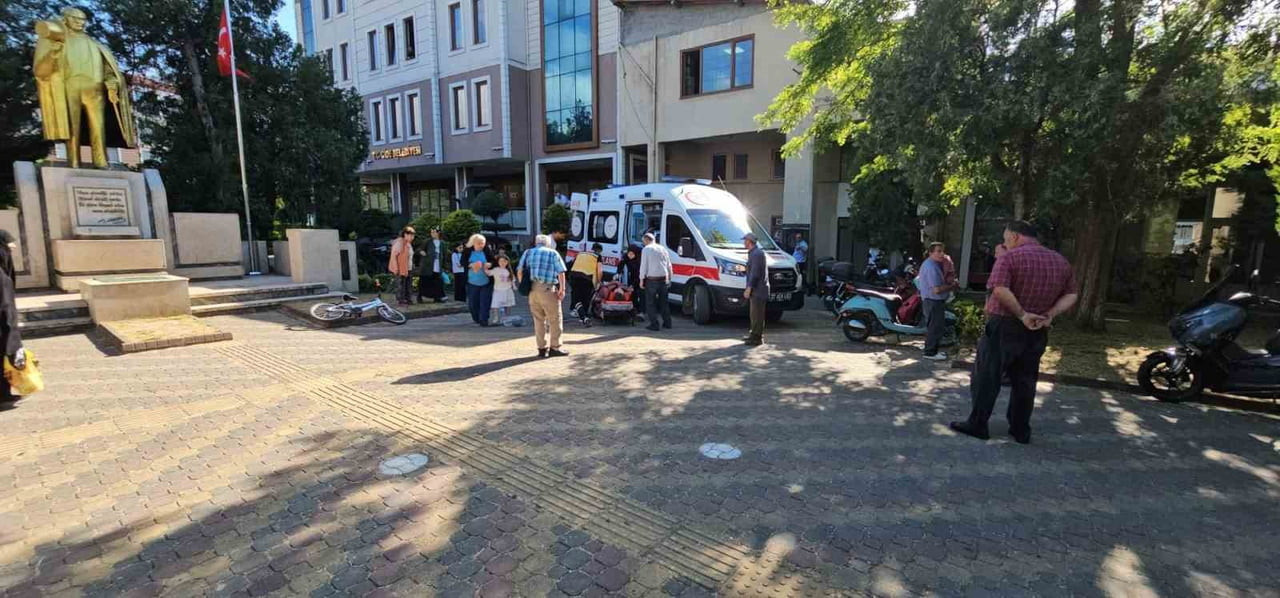 CİDE İLÇESİNDE SICAK HAVA NEDENİYLE FENALAŞAN VE YERE DÜŞMESİ SONUCU BAŞINI ÇARPARAK YARALANAN...