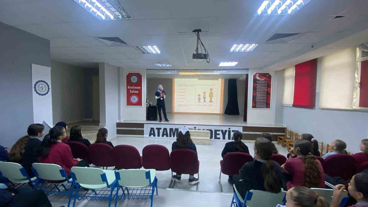 ÇİLİMLİ İLÇE TOPLUM SAĞLIĞI MERKEZİ EKİPLERİ TARAFINDAN YENİVAKIF İLKOKULU VE ORTAOKULU...