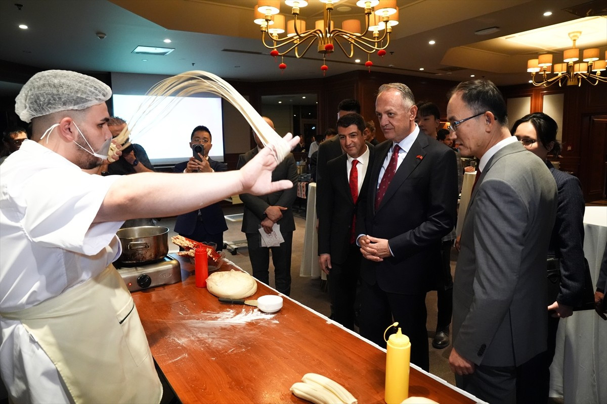 Çin'in Ankara Büyükelçiliğince başkentte düzenlenen Çin-Türkiye Gastronomi Festivali'nde ülkenin...