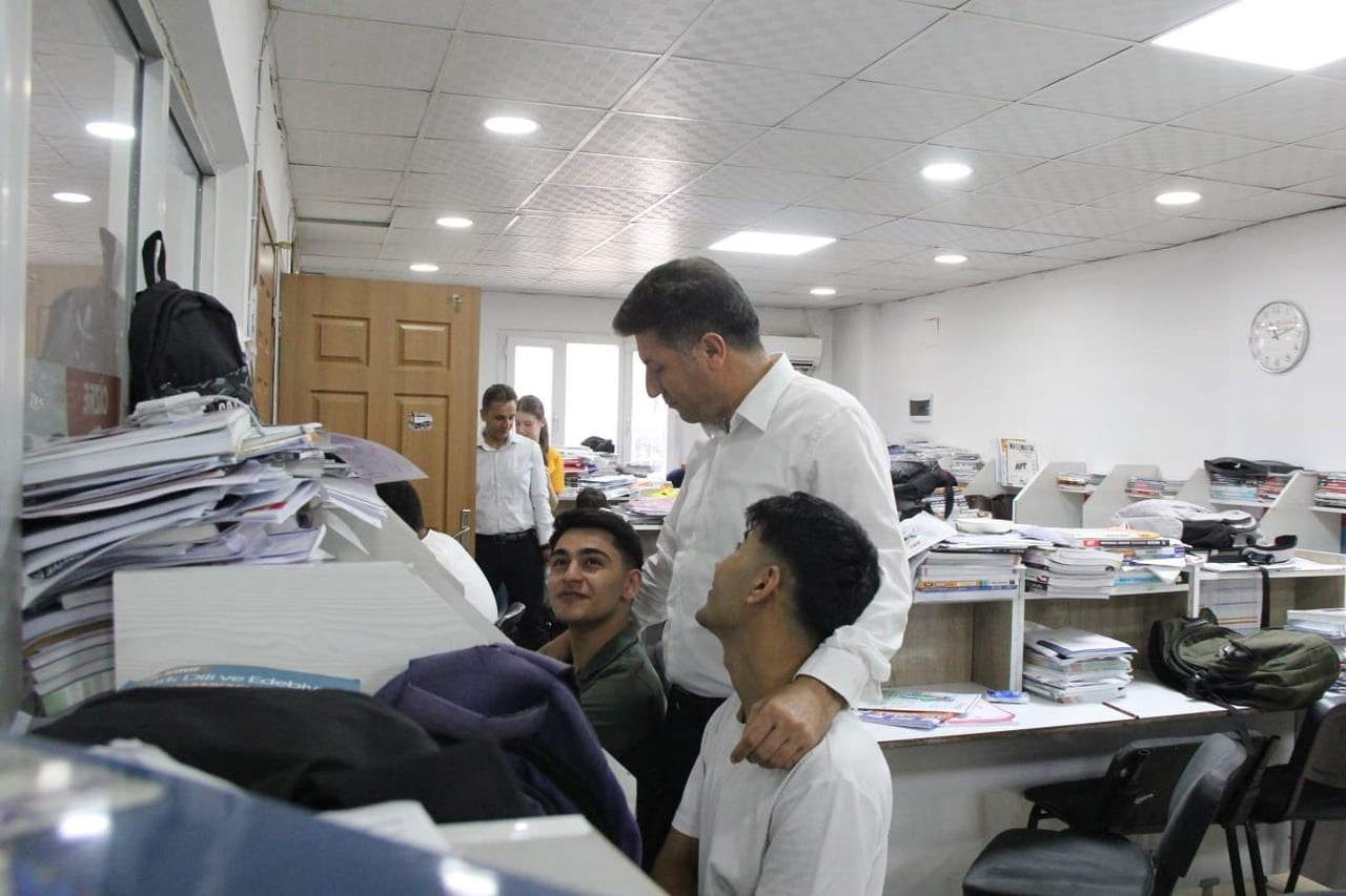 CİZRE MİLLİ EĞİTİM MÜDÜRÜ ŞAHAN İKE, HAFTA SONUCU YAPILACAK OLAN YÜKSEKÖĞRETİM KURUMLARI SINAVI...