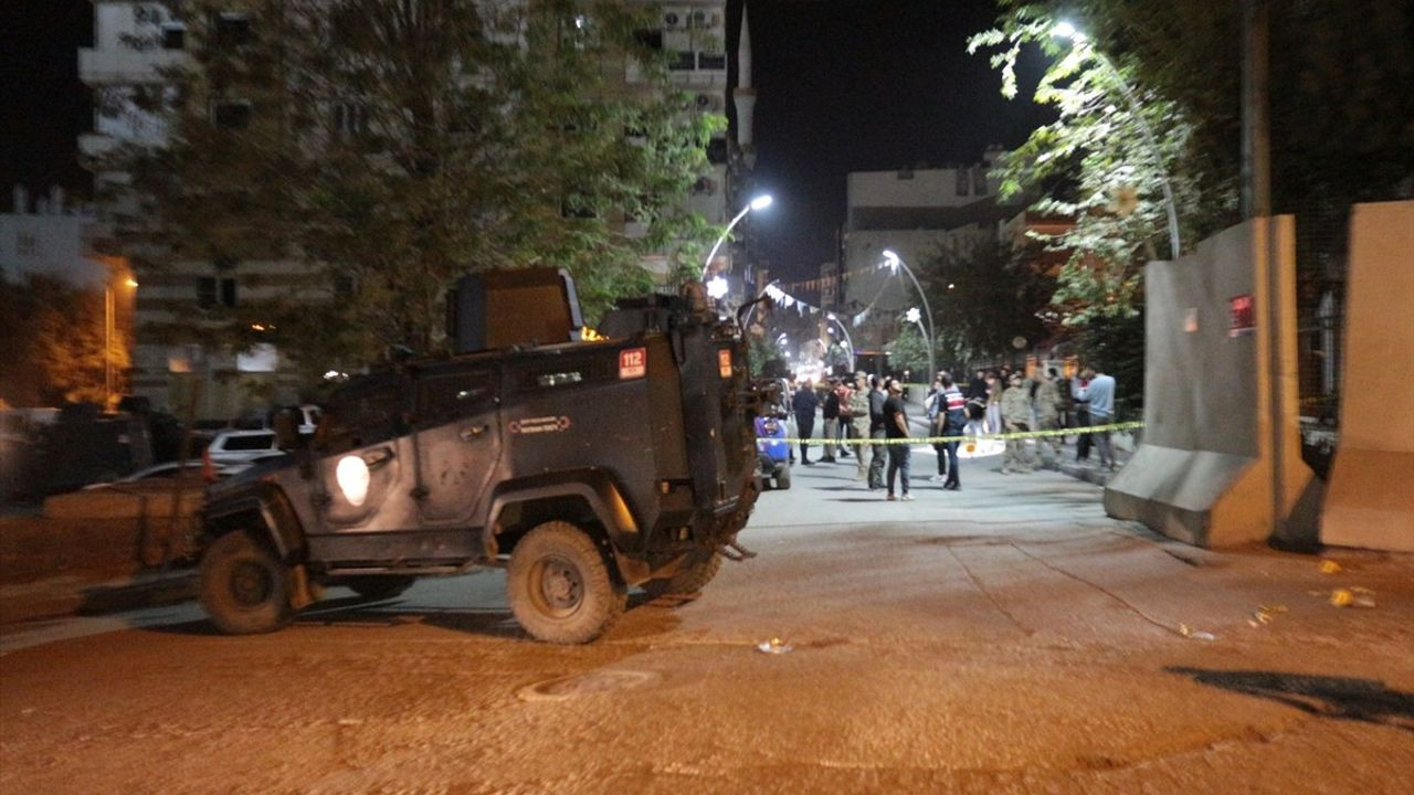 Cizre'de Adliye Önünde Silahlı Saldırı