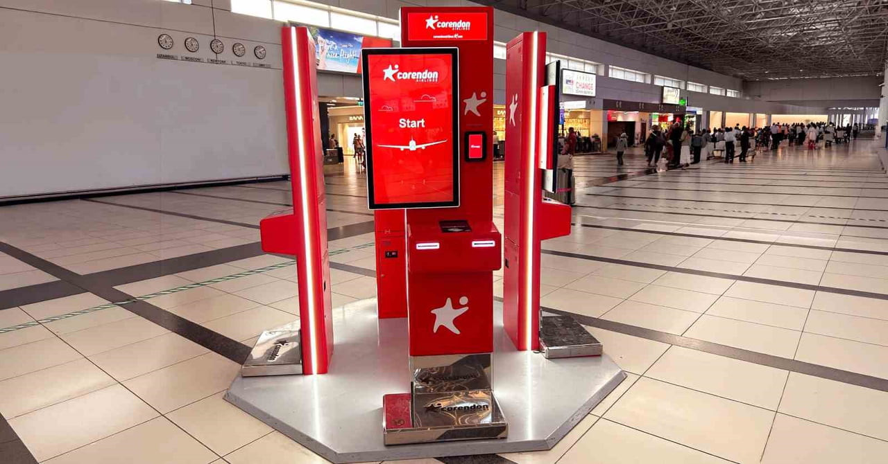 CORENDON AİRLİNES, HAVALİMANLARINDA KULLANIMA SUNDUĞU SELF CHECK-İN KİOSK NOKTALARIYLA YOLCULARINA...