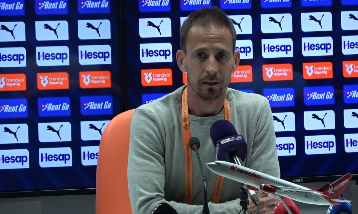 CORENDON ALANYASPOR TEKNİK DİREKTÖRÜ JOAO PEREİRA, MAÇIN ARDINDAN DÜZENLENEN BASIN TOPLANTISINDA...