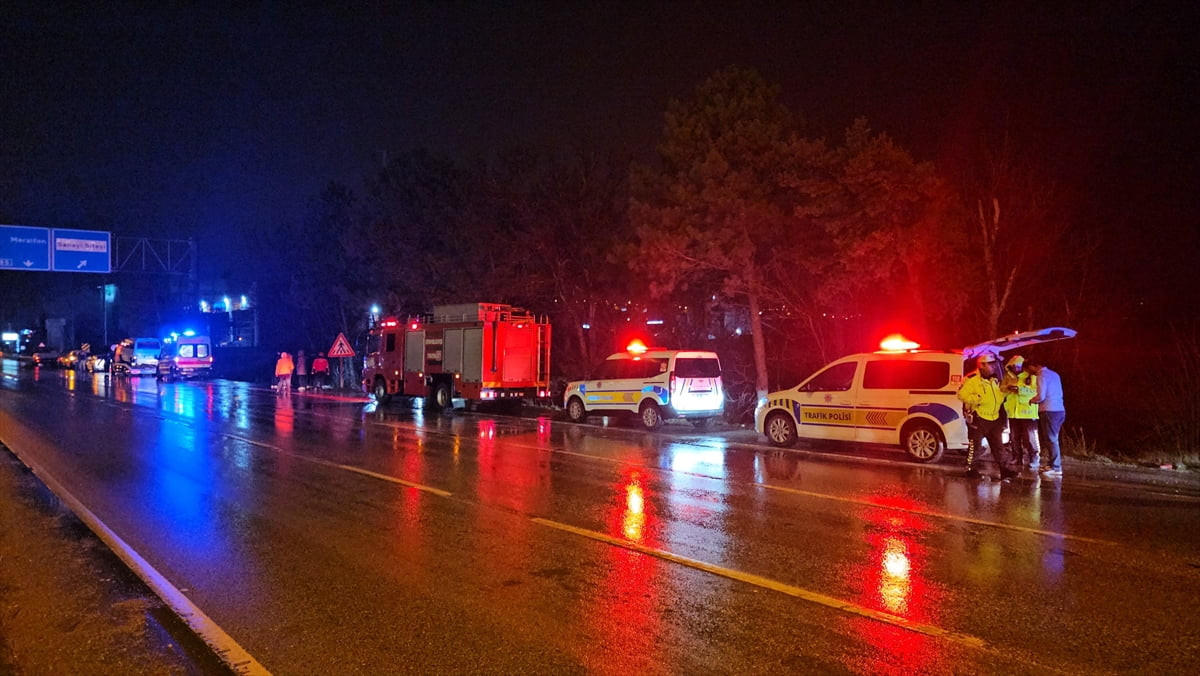 Çorum'da otomobilin devrilmesi sonucu 1 kişi yaralandı.