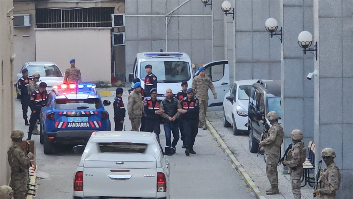 Çorum'da uyuşturucu operasyonunda gözaltına alınan 5 şüpheliden 3'ü tutuklandı, 2'si adli kontrol...