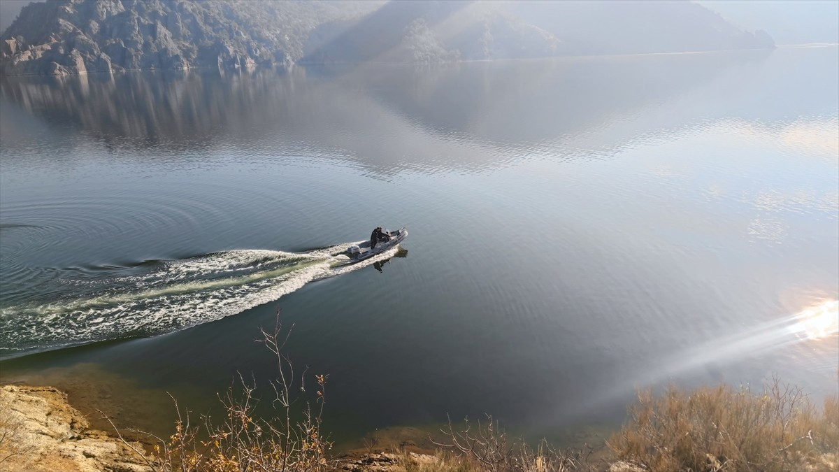 Çorum'un Oğuzlar ilçesinde ailesince kayıp ihbarı yapılan 59 yaşındaki kişinin cansız bedeni...