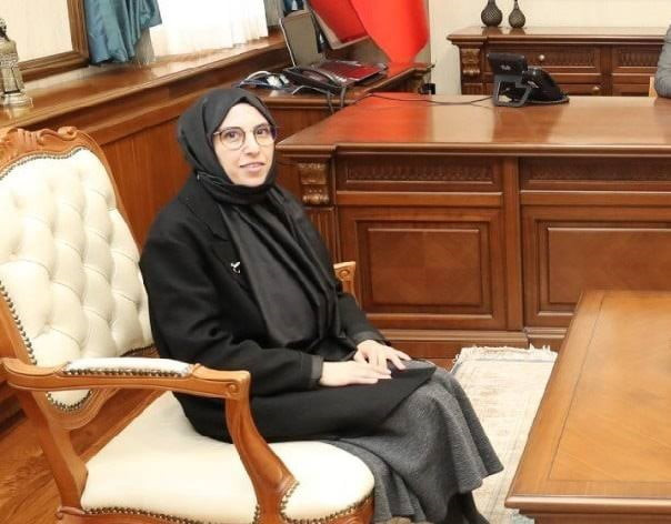 CUMAYERİ KAYMAKAMI ŞEYMA ŞENDUR