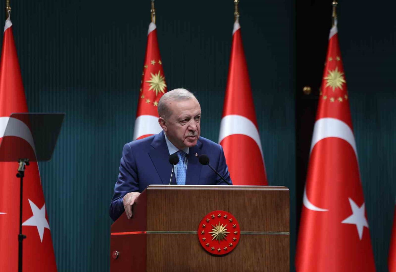 CUMHURBAŞKANI ERDOĞAN, CUMHURBAŞKANLIĞI KÜLLİYESİ'NDE GERÇEKLEŞTİRİLEN KABİNE TOPLANTISI'NIN...