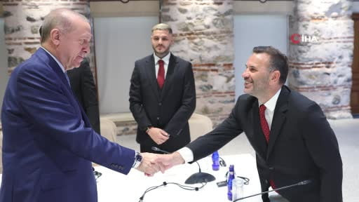 Cumhurbaşkanı Erdoğan, Galatasaray Spor Kulübü’nü kabul etti