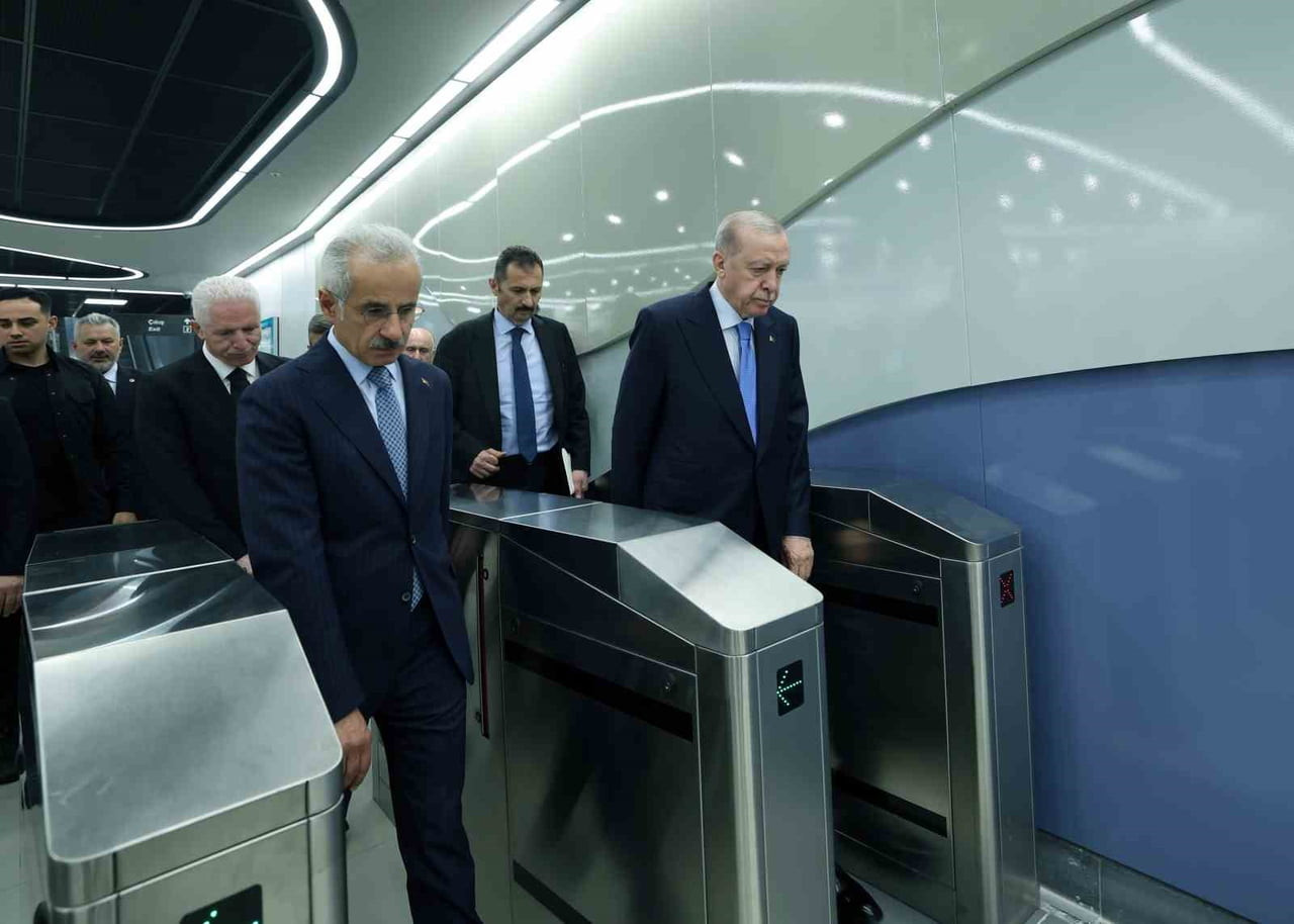 CUMHURBAŞKANI ERDOĞAN, HALKALI-İSTANBUL HAVALİMANI METRO HATTI'NIN AÇILIŞINI GERÇEKLEŞTİRECEĞİ...