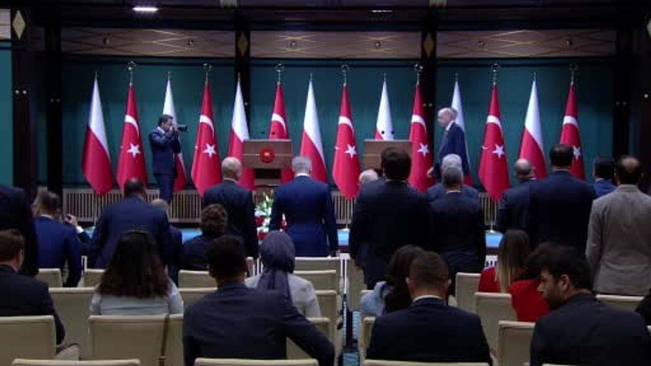 Cumhurbaşkanı Erdoğan, Polonya ile ticaret hedeflerini açıkladı