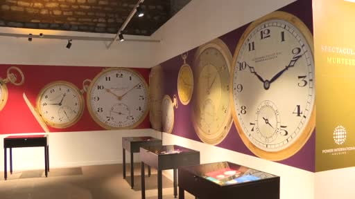 Cumhurbaşkanı Erdoğan, "Muhteşem Cep Saatleri Koleksiyonu" sergisini ziyaret etti