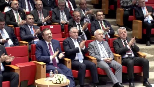 Cumhurbaşkanı Erdoğan: "Piyasadaki fırsatçılara dönük denetimlerimizi kararlı bir şekilde...