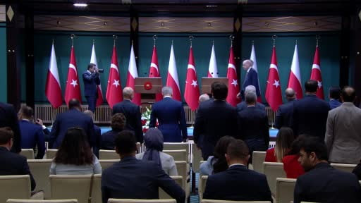 Cumhurbaşkanı Erdoğan: "(Polonya) 10 milyar dolarlık ticaret hacmi hedefimize erişmemizin...