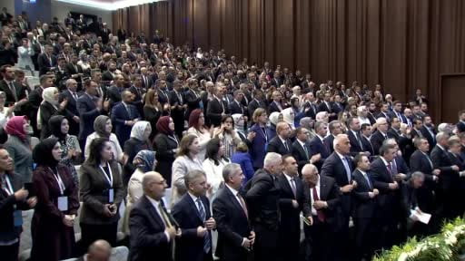 Cumhurbaşkanı Erdoğan: "Türkiye'ye hizmet mücadelesini bugünden itibaren AK Parti çatısı altında...