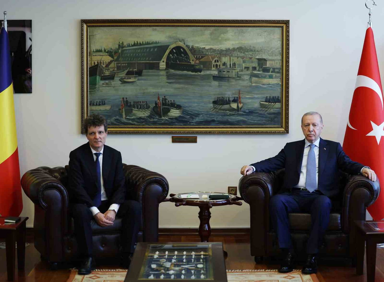 CUMHURBAŞKANI RECEP TAYYİP ERDOĞAN İLE ROMANYA CUMHURBAŞKANI NİCUŞOR DANİEL DAN İSTANBUL’DA BİR...
