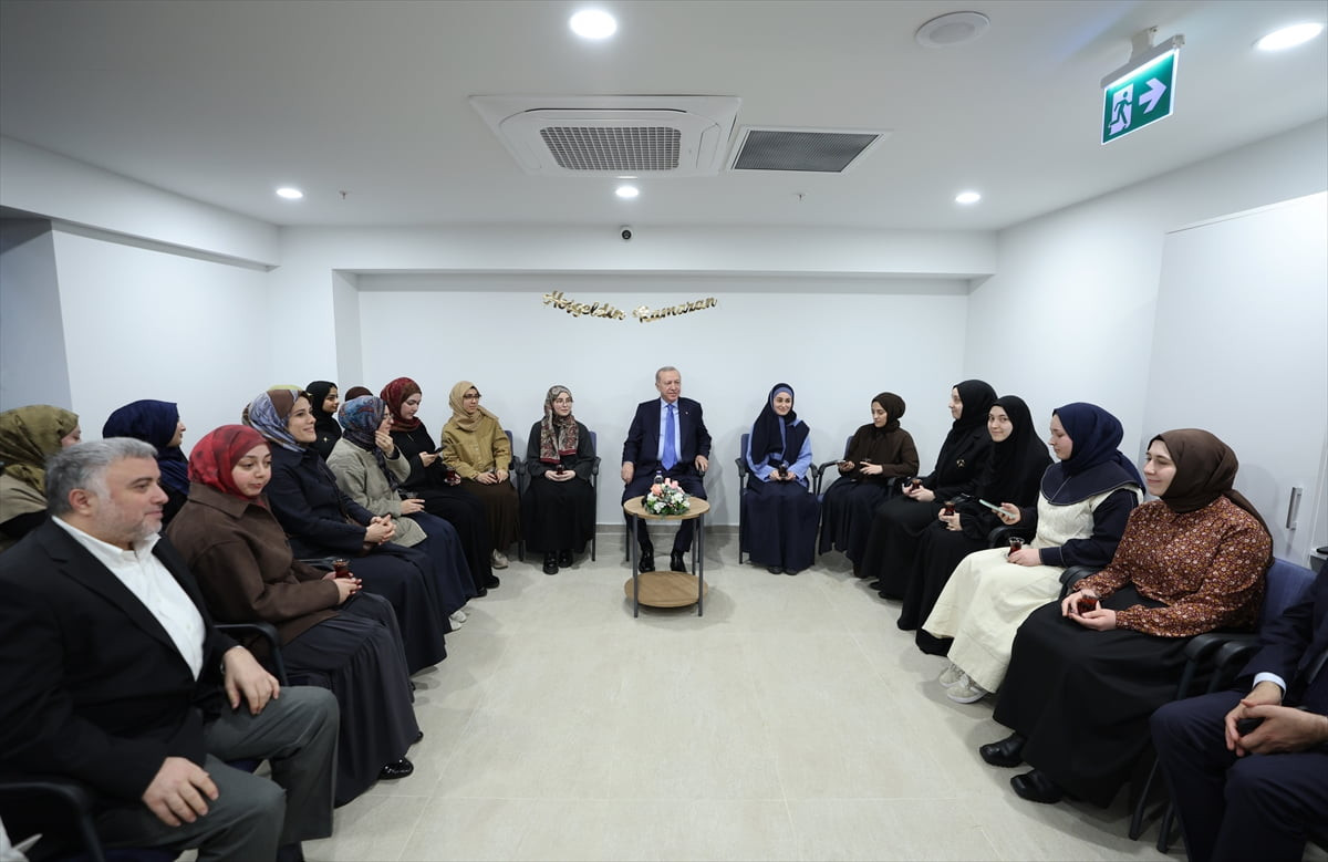 Cumhurbaşkanı Recep Tayyip Erdoğan, İstanbul'da Marmara Üniversitesi İlahiyat Fakültesi Vakfı Ayşe...