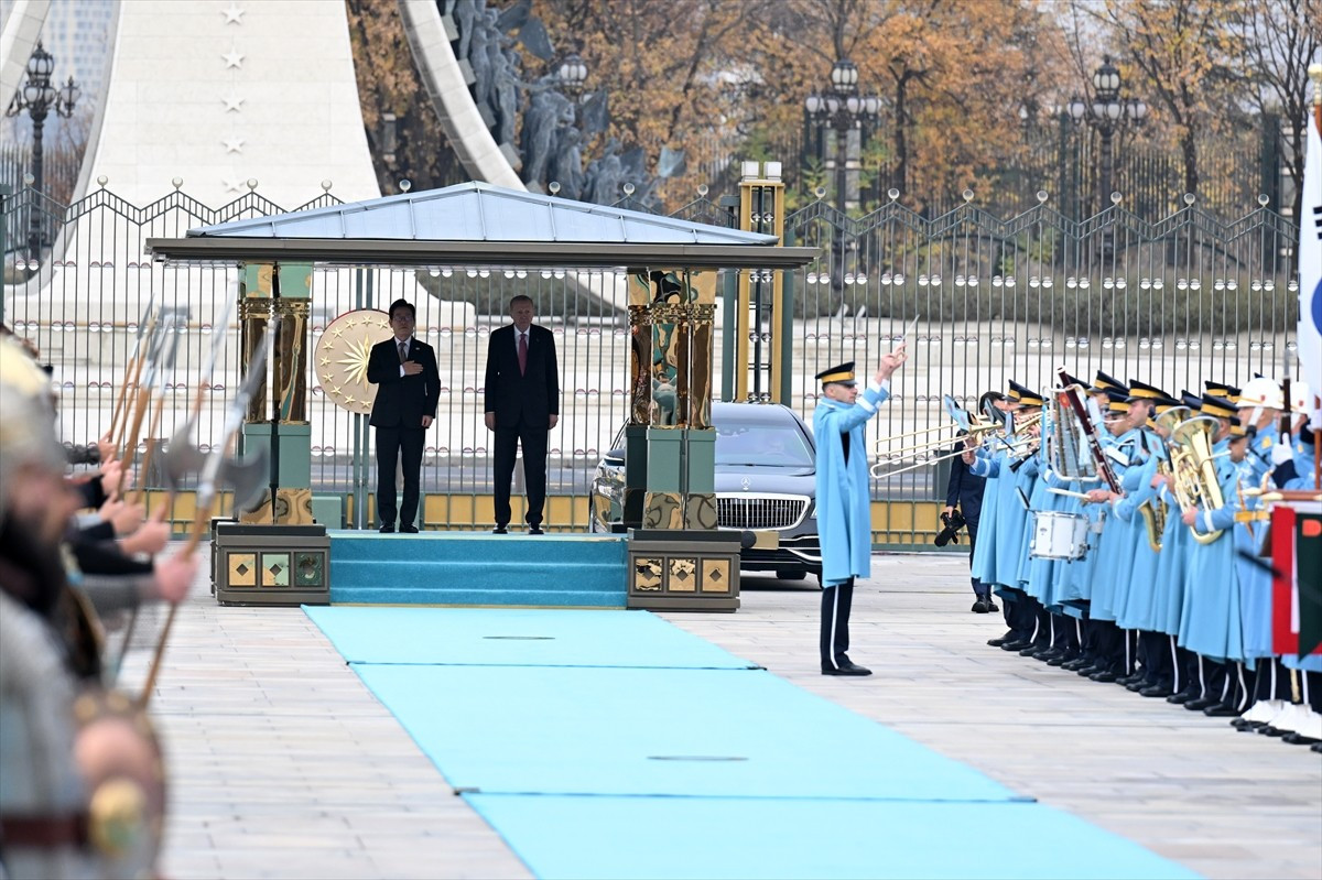Cumhurbaşkanı Recep Tayyip Erdoğan, Türkiye'yi ziyaret eden Güney Kore Devlet Başkanı Lee Jae...
