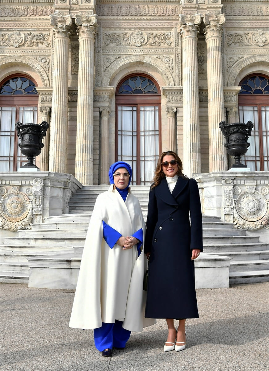 Cumhurbaşkanı Recep Tayyip Erdoğan'ın eşi Emine Erdoğan, Ürdün Kraliçesi Rania Al Abdullah'ı...