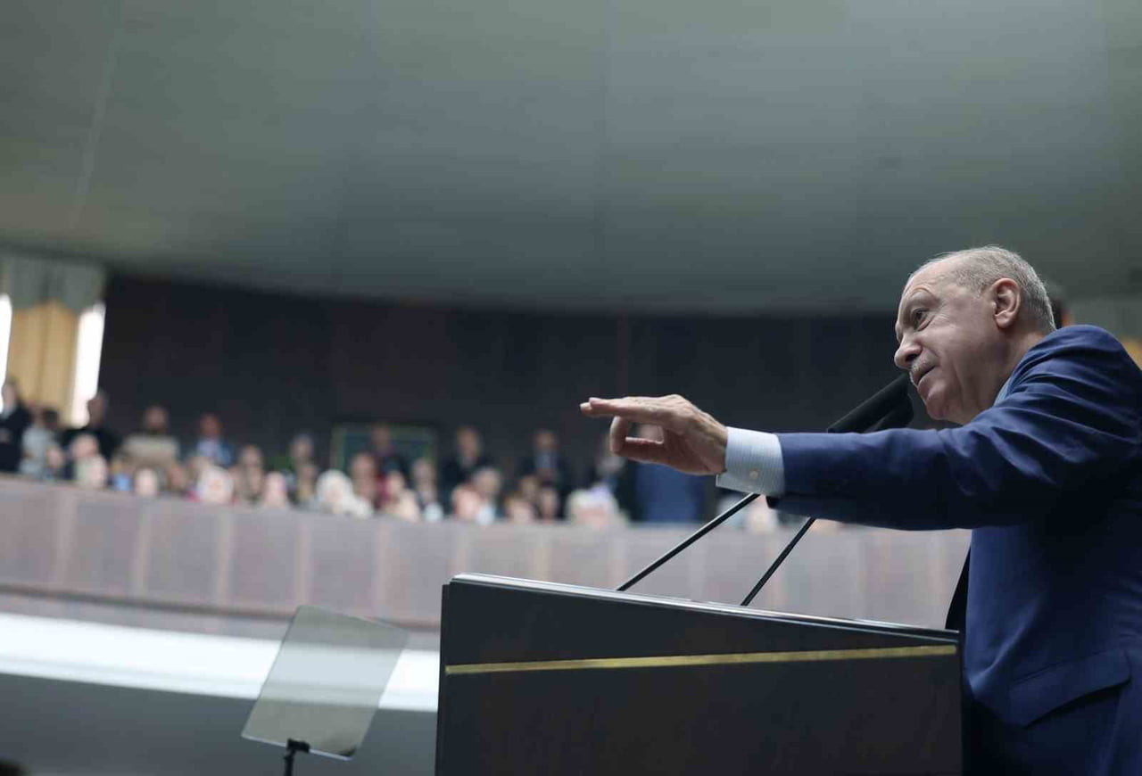 CUMHURBAŞKANI VE AK PARTİ GENEL BAŞKANI ERDOĞAN, PARTİSİNİN TÜRKİYE BÜYÜK MİLLET MECLİSİ'NDE...
