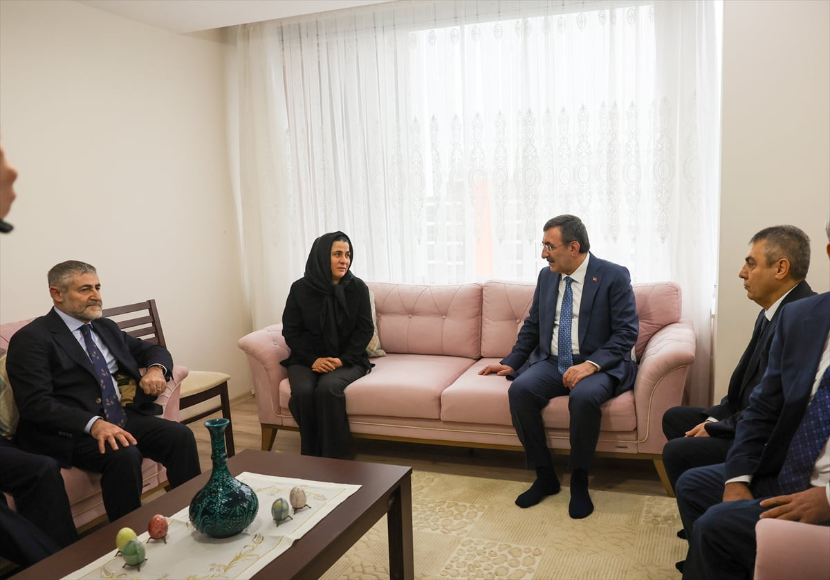 Cumhurbaşkanı Yardımcısı Cevdet Yılmaz, 2018'de Mersin'de jandarma ekipleriyle ortaklaşa...