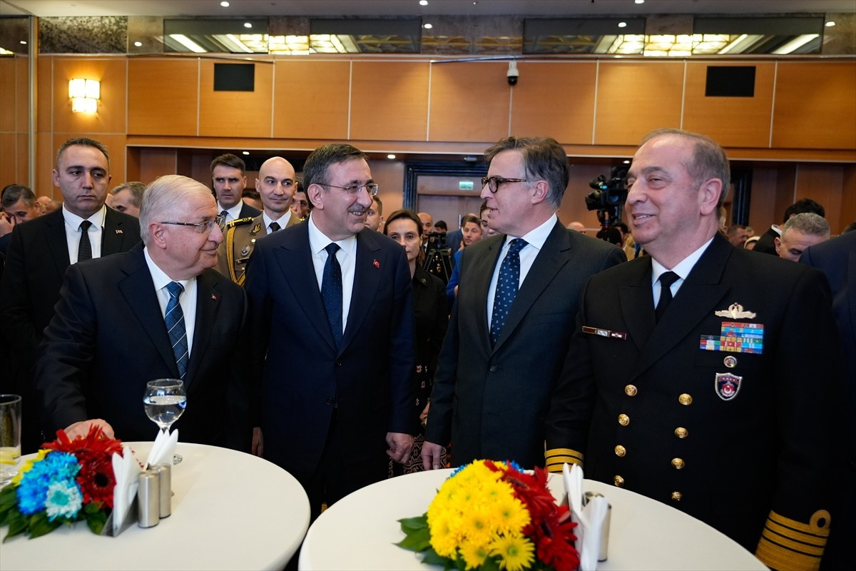 Cumhurbaşkanı Yardımcısı Cevdet Yılmaz, Ankara’da bir otelde düzenlenen Romanya Milli Günü...