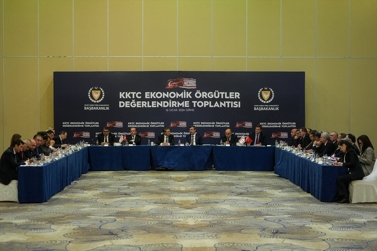 Cumhurbaşkanı Yardımcısı Cevdet Yılmaz, KKTC Başbakanı Ünal Üstel ile Girne'de KKTC Ekonomik...