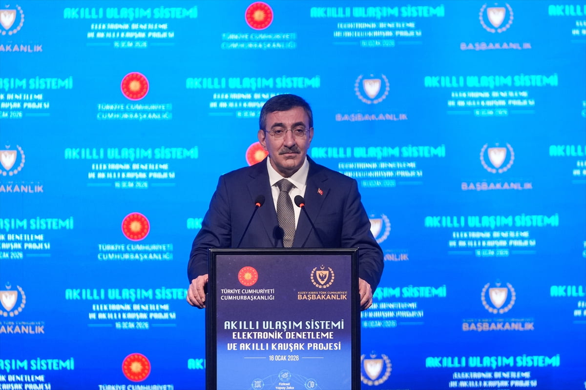 Cumhurbaşkanı Yardımcısı Cevdet Yılmaz, Lefkoşa'da Akıllı Ulaşım Sistemi Elektronik Denetleme ve...