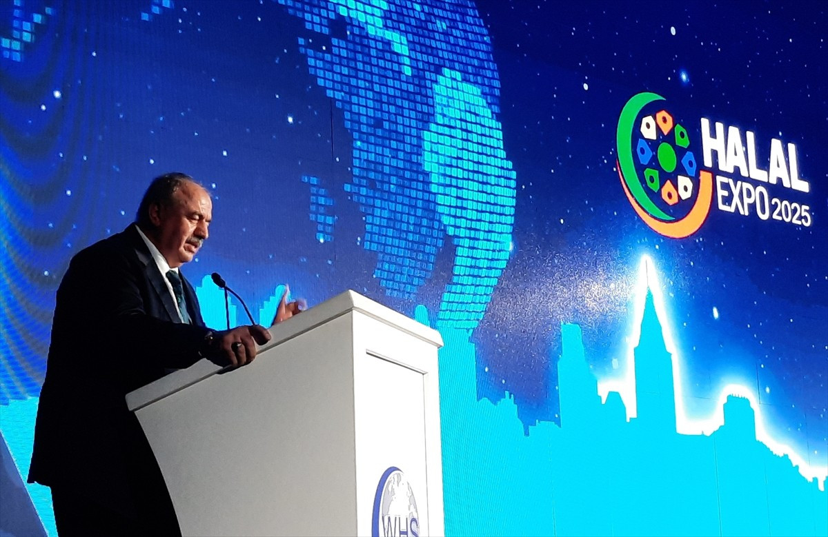 Cumhurbaşkanlığı himayelerinde, İslam İşbirliği Teşkilatının (İİT) ilgili kuruluşu İslam Ülkeleri...