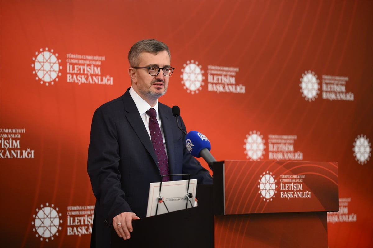 Cumhurbaşkanlığı İletişim Başkanı Burhanettin Duran, İletişim Başkanlığınca medya kuruluşlarının...