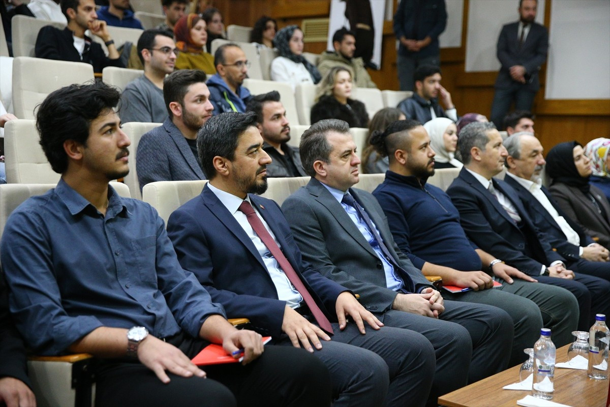 Cumhurbaşkanlığı İletişim Başkanlığı Adana Bölge Müdürlüğünce, Çukurova Üniversitesindeki (ÇÜ)...