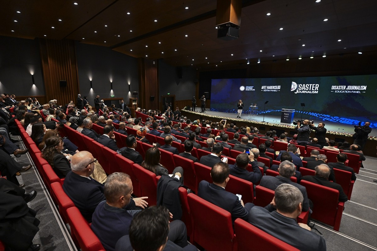 Cumhurbaşkanlığı İletişim Başkanlığı'nda "Afet Haberciliği Paneli" gerçekleştirildi.
