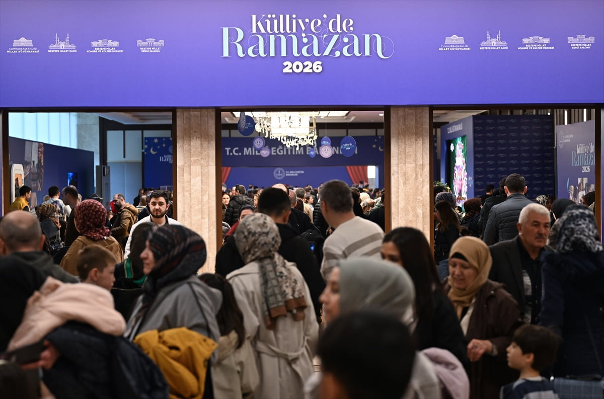 Cumhurbaşkanlığı Külliyesi'nde düzenlenen "Külliye'de Ramazan" etkinlikleri, onuncu gününde aile...