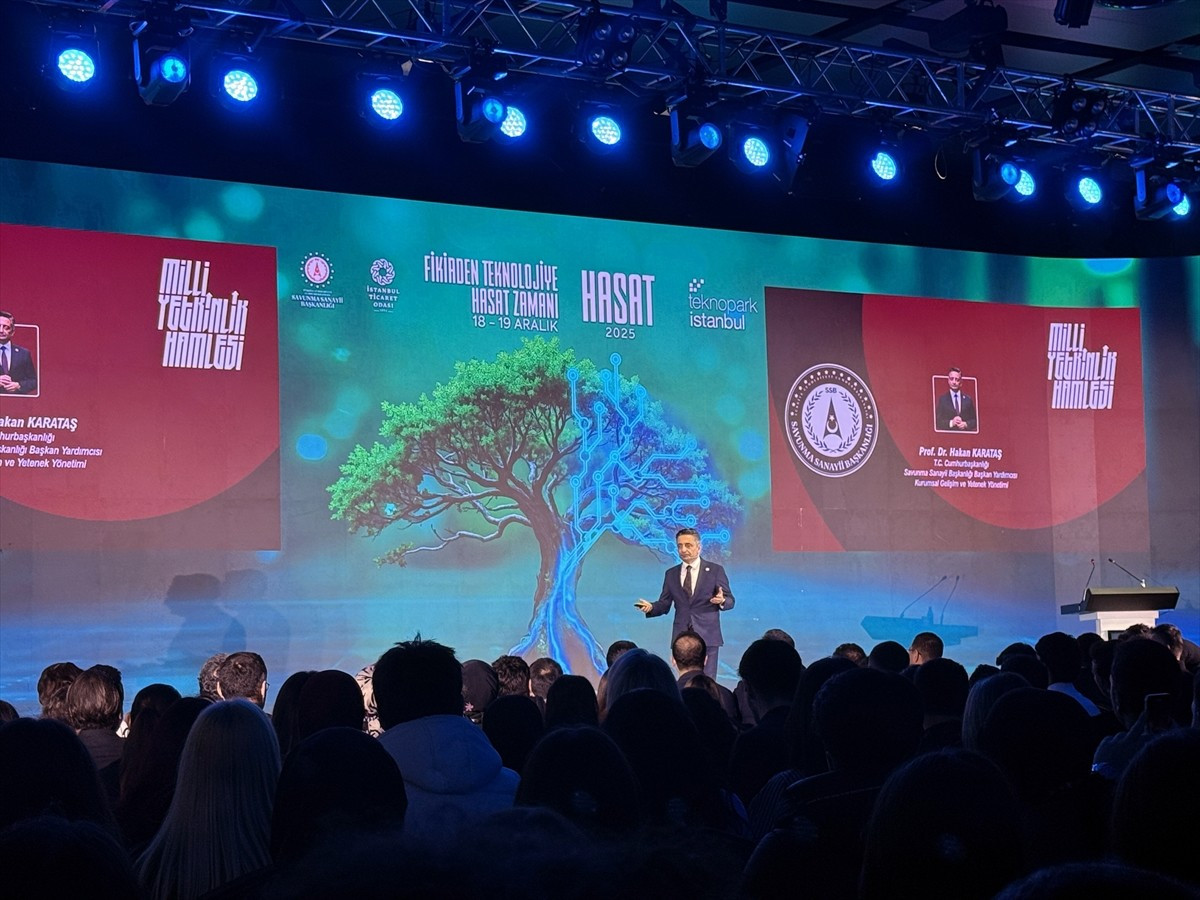 Cumhurbaşkanlığı Savunma Sanayii Başkan Yardımcısı Hakan Karataş, Teknopark İstanbul’da düzenlenen...