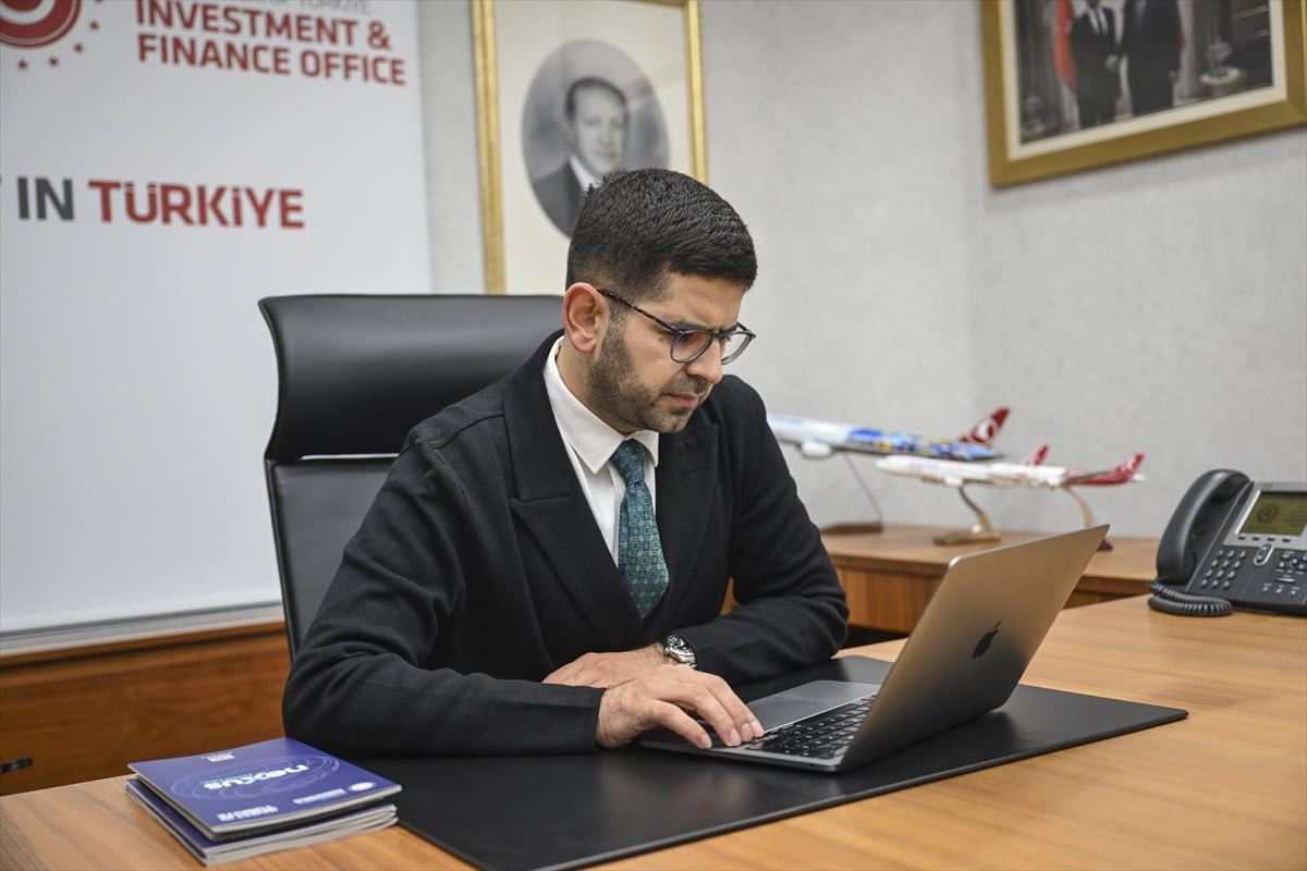 Cumhurbaşkanlığı Yatırım ve Finans Ofisi Başkanı Ahmet Burak Dağlıoğlu, Anadolu Ajansının (AA)...