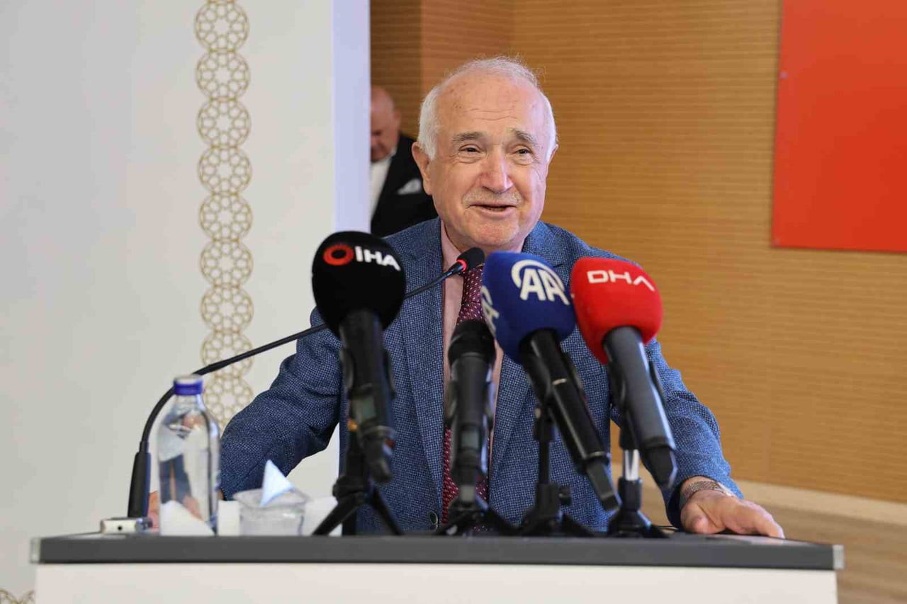 CUMHURBAŞKANLIĞI YÜKSEK İSTİŞARE KURULU ÜYESİ VE ESKİ TBMM BAŞKANI CEMİL ÇİÇEK, TÜRKİYE’DE ADALET...