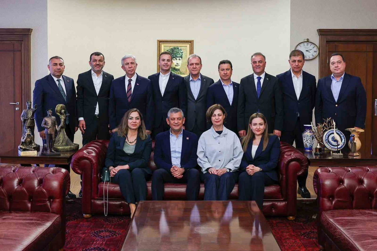 CUMHURİYET HALK PARTİLİ (CHP) BÜYÜKŞEHİR BELEDİYE BAŞKANLARI ORTAK AÇIKLAMA YAPTI.