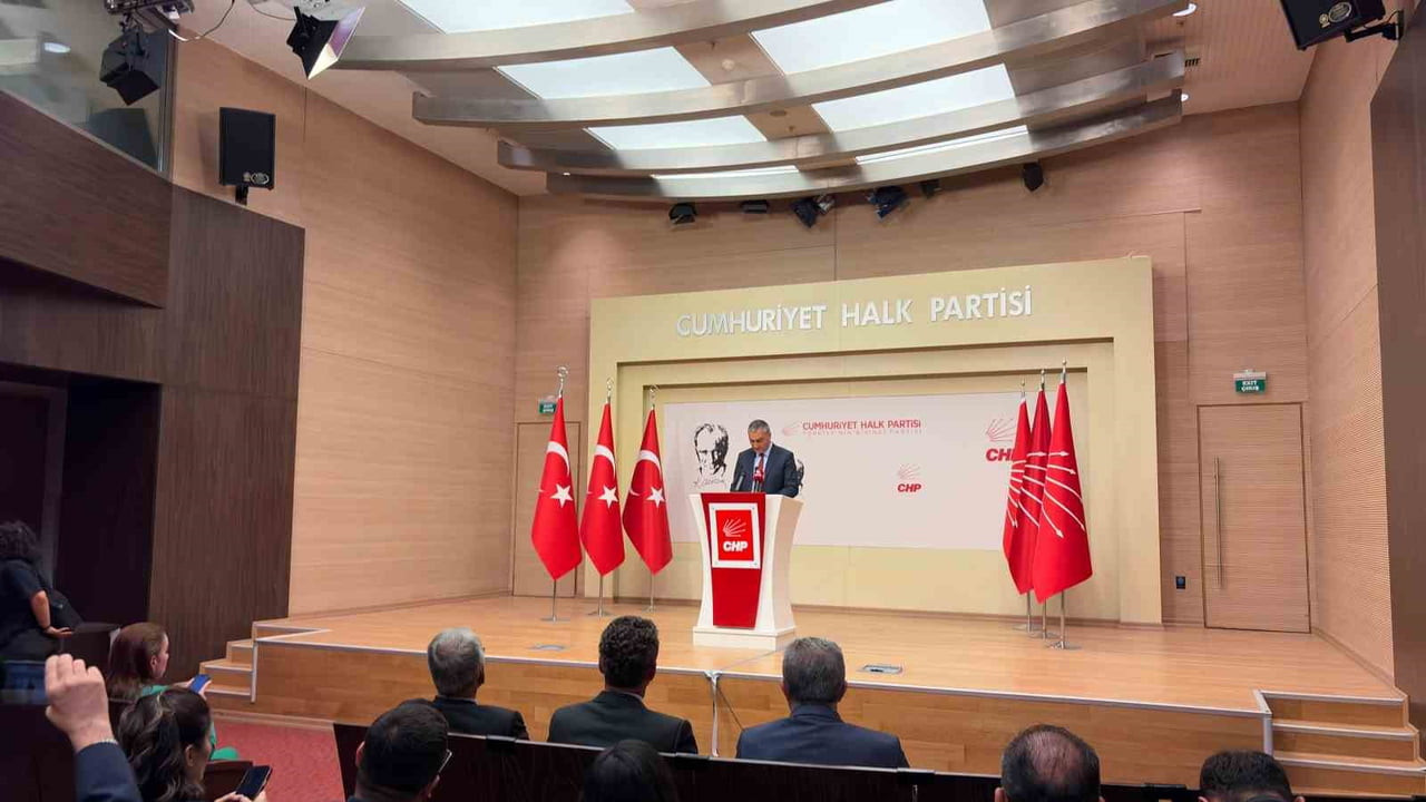 CUMHURİYET HALK PARTİSİ (CHP) SÖZCÜSÜ MÜSLİM SARI, MERKEZ YÖNETİM KURULU (MYK) TOPLANTISI SONRASI...