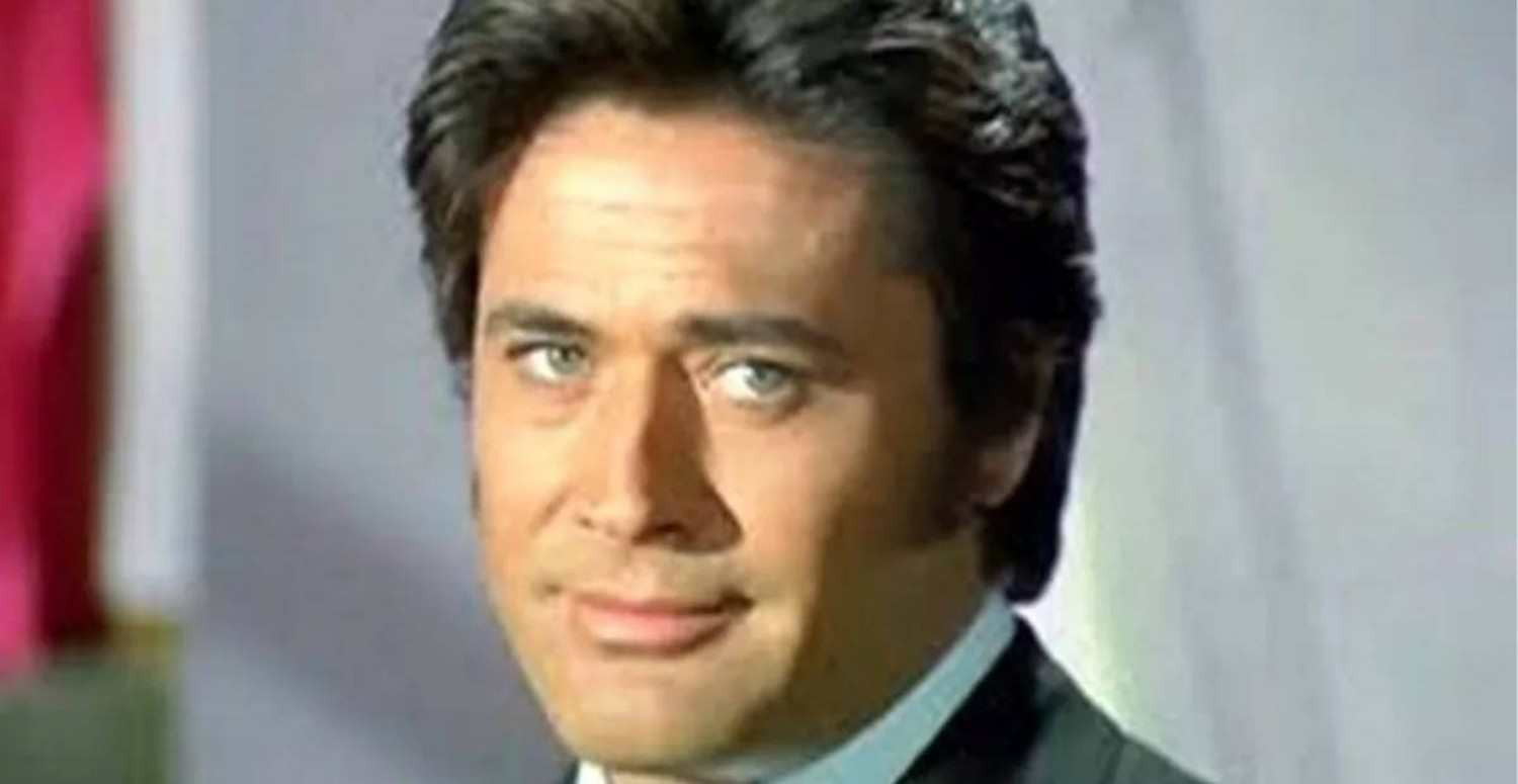 Cüneyt Arkın Kimdir