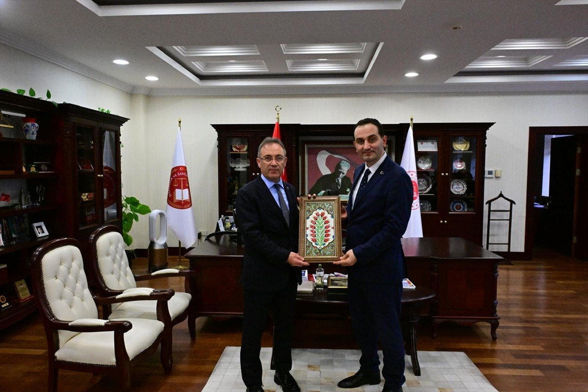 Danıştay Başsavcısı Cevdet Erkan, Antalya ziyareti kapsamında Antalya Cumhuriyet Başsavcısı Yakup...